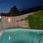 Grosses Mit Eigenem Pool Und Terrasse By Interhome *