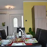 Grosses Mit Eigenem Pool Und Terrasse By Interhome Crikvenica