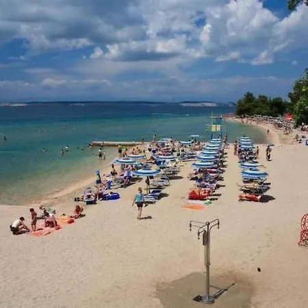 Grosses Mit Eigenem Pool Und Terrasse By Interhome Holiday home Crikvenica
