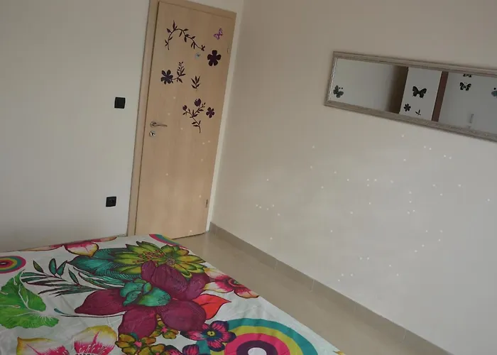 Holiday home Grosses Mit Eigenem Pool Und Terrasse By Interhome *