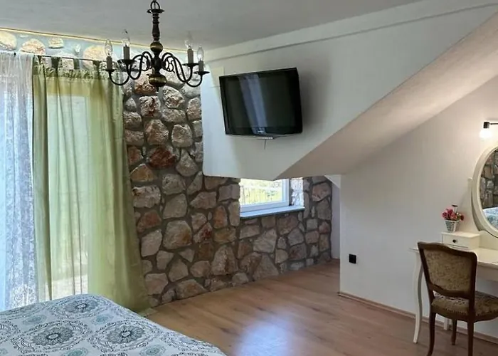 Holiday home Grosses Mit Eigenem Pool Und Terrasse By Interhome Crikvenica