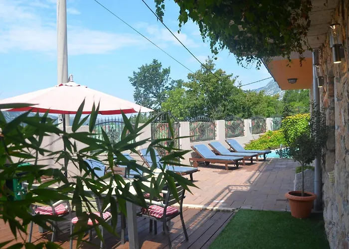 Casa de Férias Grosses Mit Eigenem Pool Und Terrasse By Interhome
